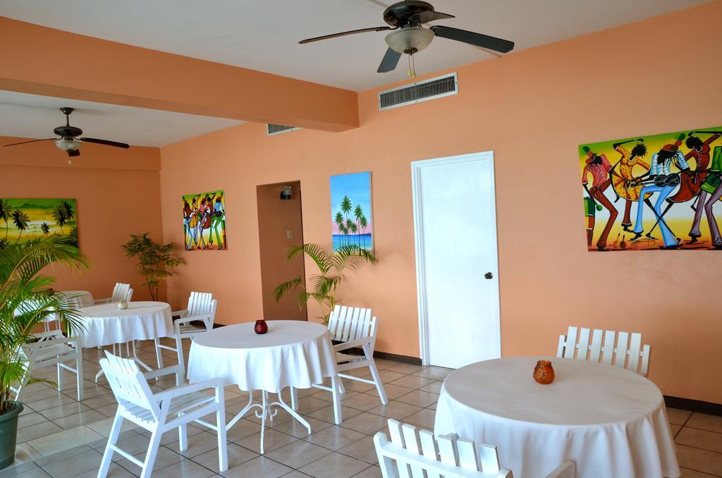 Kaz Kreol Beach Hotel Ocho Rios Exterior photo