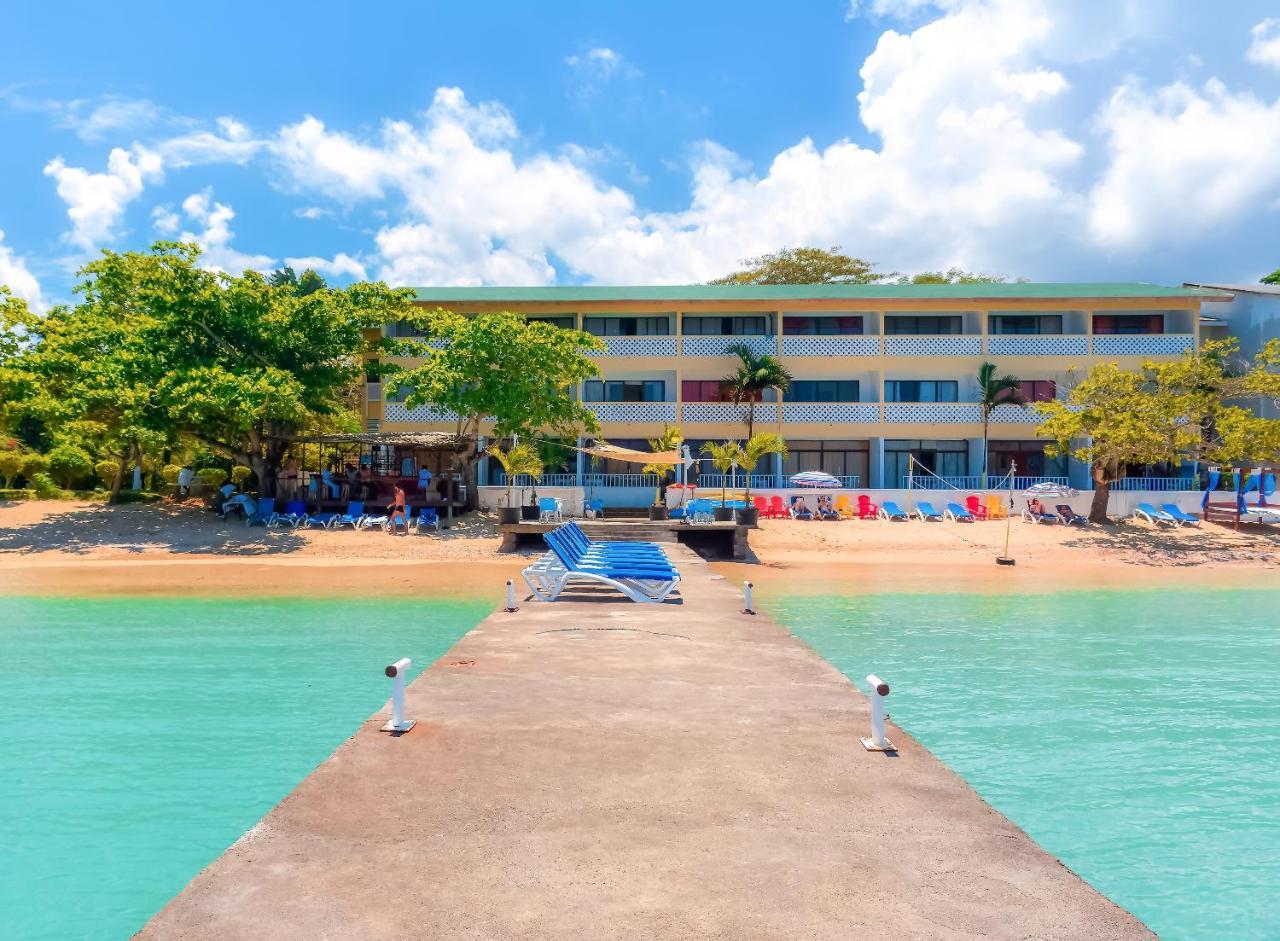 Kaz Kreol Beach Hotel Ocho Rios Exterior photo